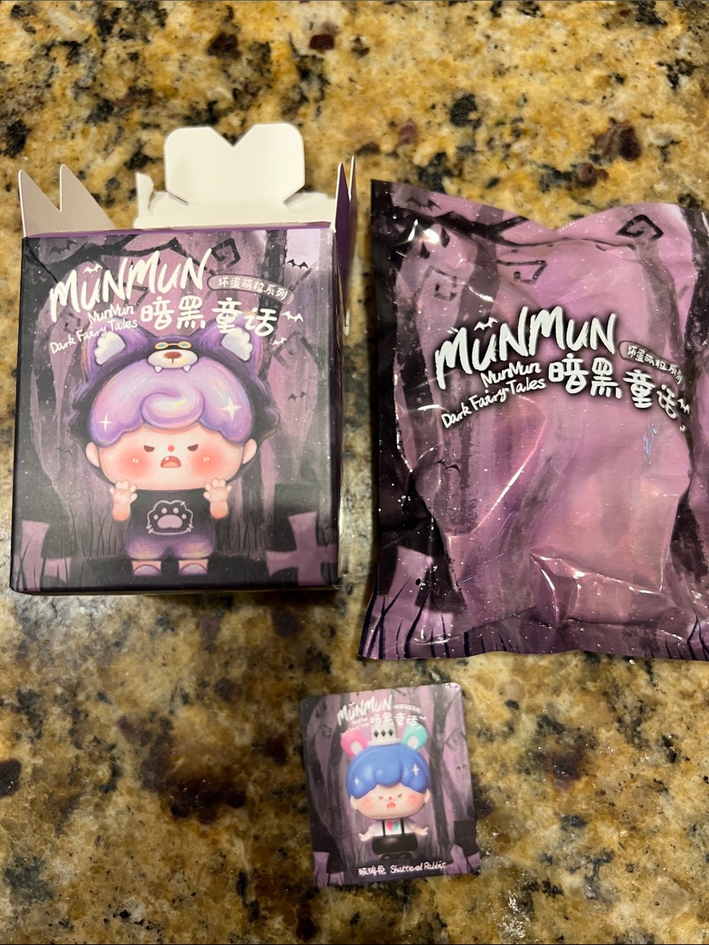MunMun Dark Fairy Tales Confirmed Shattered Rabbit NIB